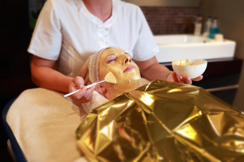 Hotel Aleksander Medical & Spa โรกัชกา สลาทินา ภายนอก รูปภาพ